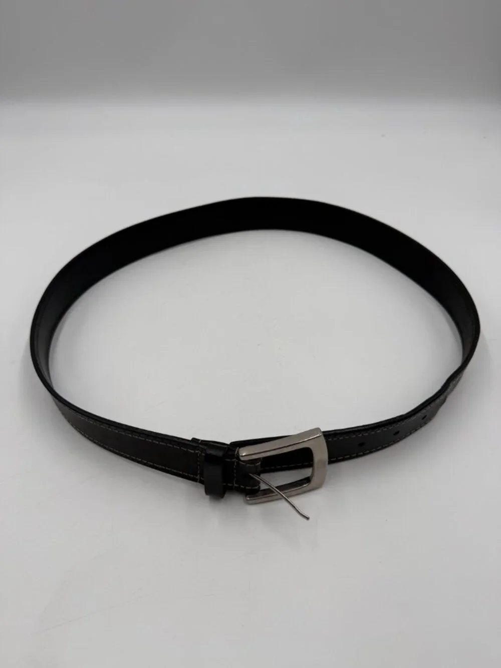 Black Genuine Leather Belt with White Stitching Size 34 Silver Buckle 1 3/8